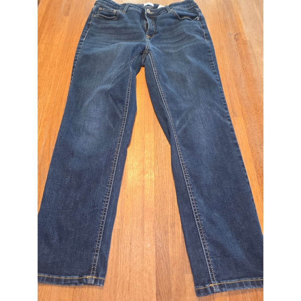 Time and Tru Women 10 Short Blue Denim Dark Wash Straight‎ Leg High Rise Jeans